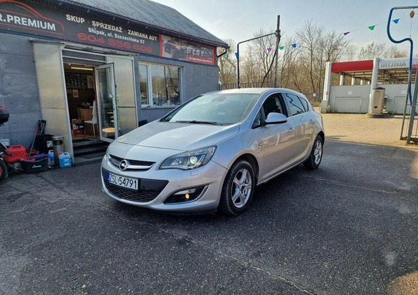 Opel Astra cena 27990 przebieg: 229833, rok produkcji 2014 z Tarnowskie Góry małe 596